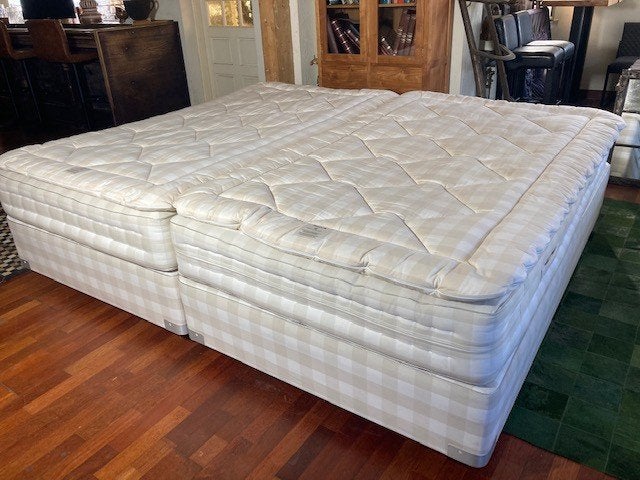 Wegens emigreren 7x Hastens boxspring 3x model 2000T, Huis en Inrichting, Slaapkamer | Boxsprings, Ophalen, Tweepersoons, Zo goed als nieuw