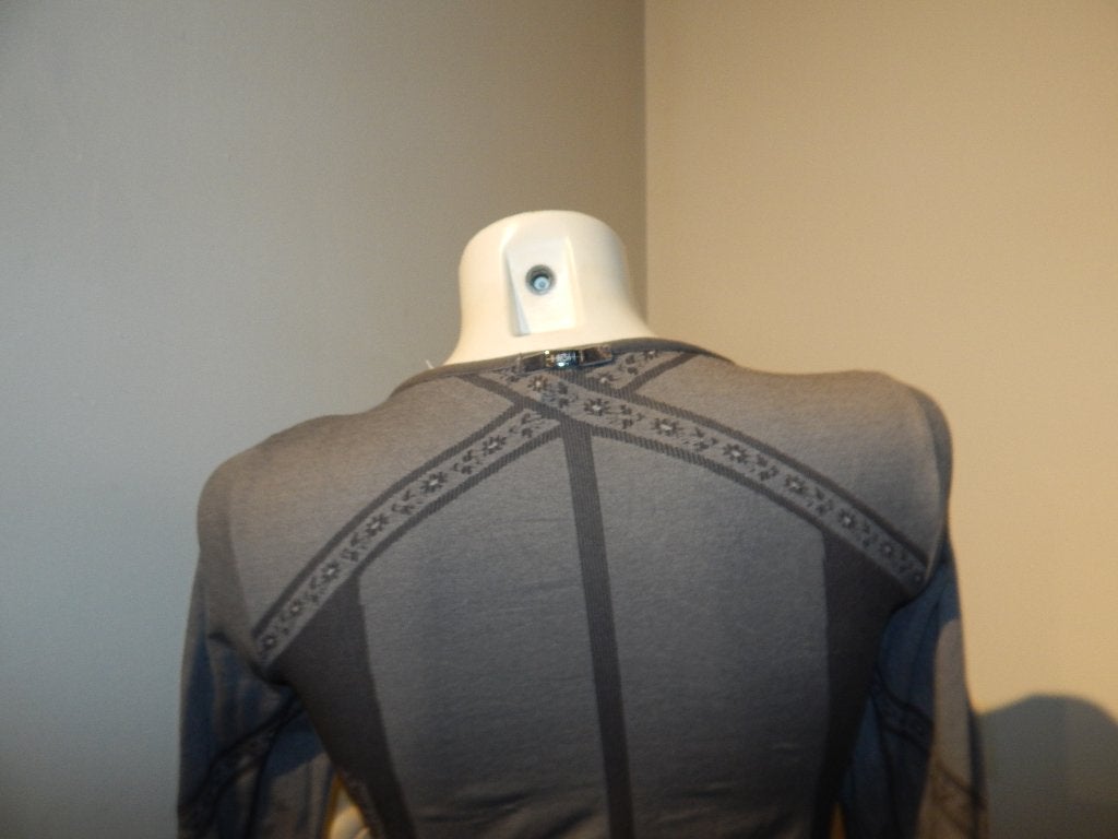 High Use stretch truitje aansluitend motief zilver label nek, Kleding | Dames, Maat 38/40 (M), Lange mouw, Grijs, Gedragen
