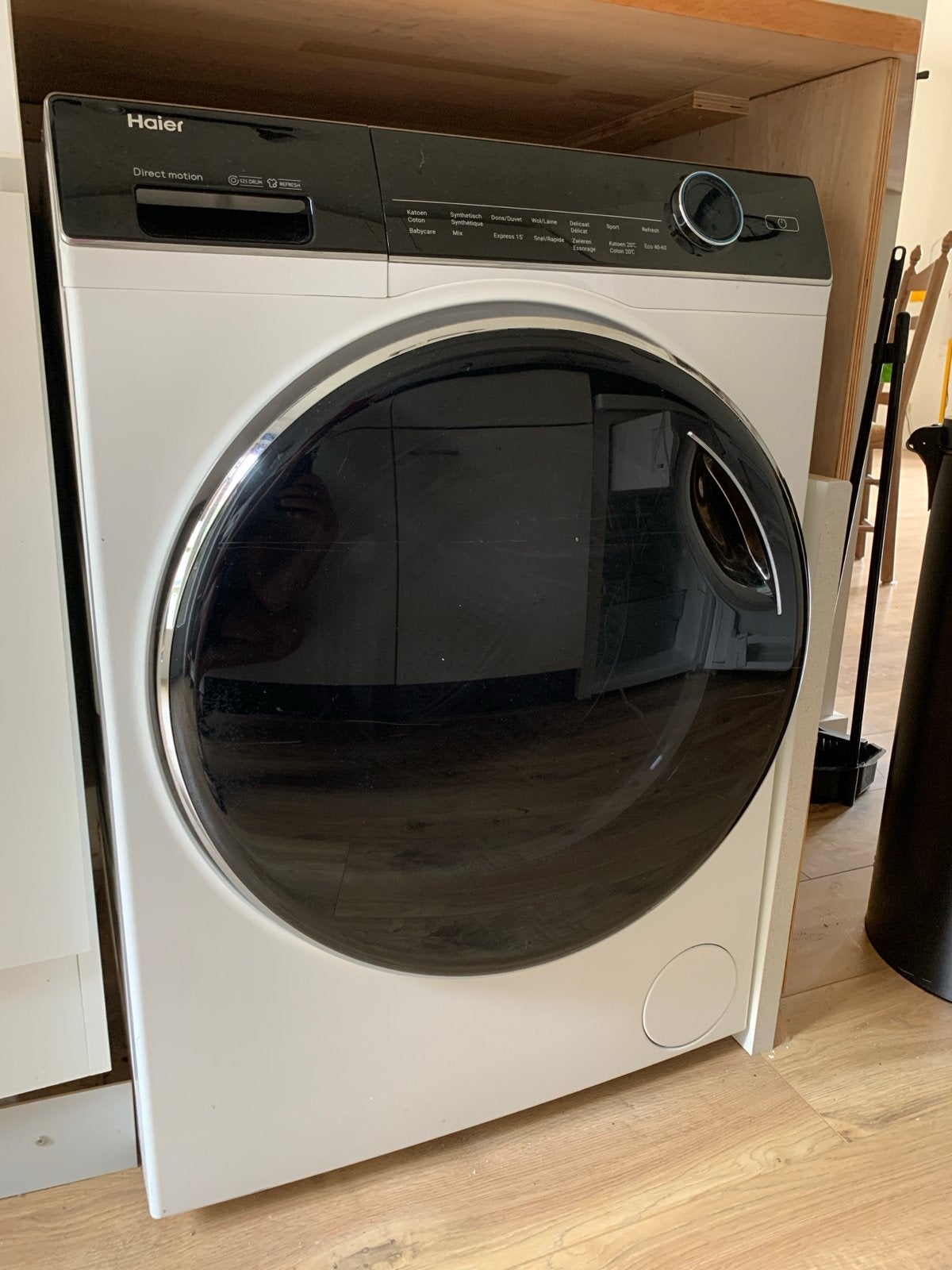 Haier HW90-B14979 Wasmachine - 9kg inhoud, Witgoed en Apparatuur, Wasmachines, Ophalen, 1200 tot 1600 toeren, 8 tot 10 kg, Zo goed als nieuw