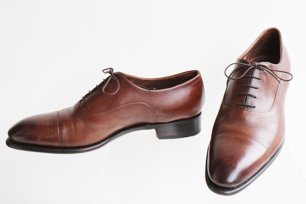 Pure Klasse! Bijna nieuwe Santoni Goodyear maat 11 F = 45, Bruin, Santoni Goodyear, Ophalen of Verzenden, Zo goed als nieuw