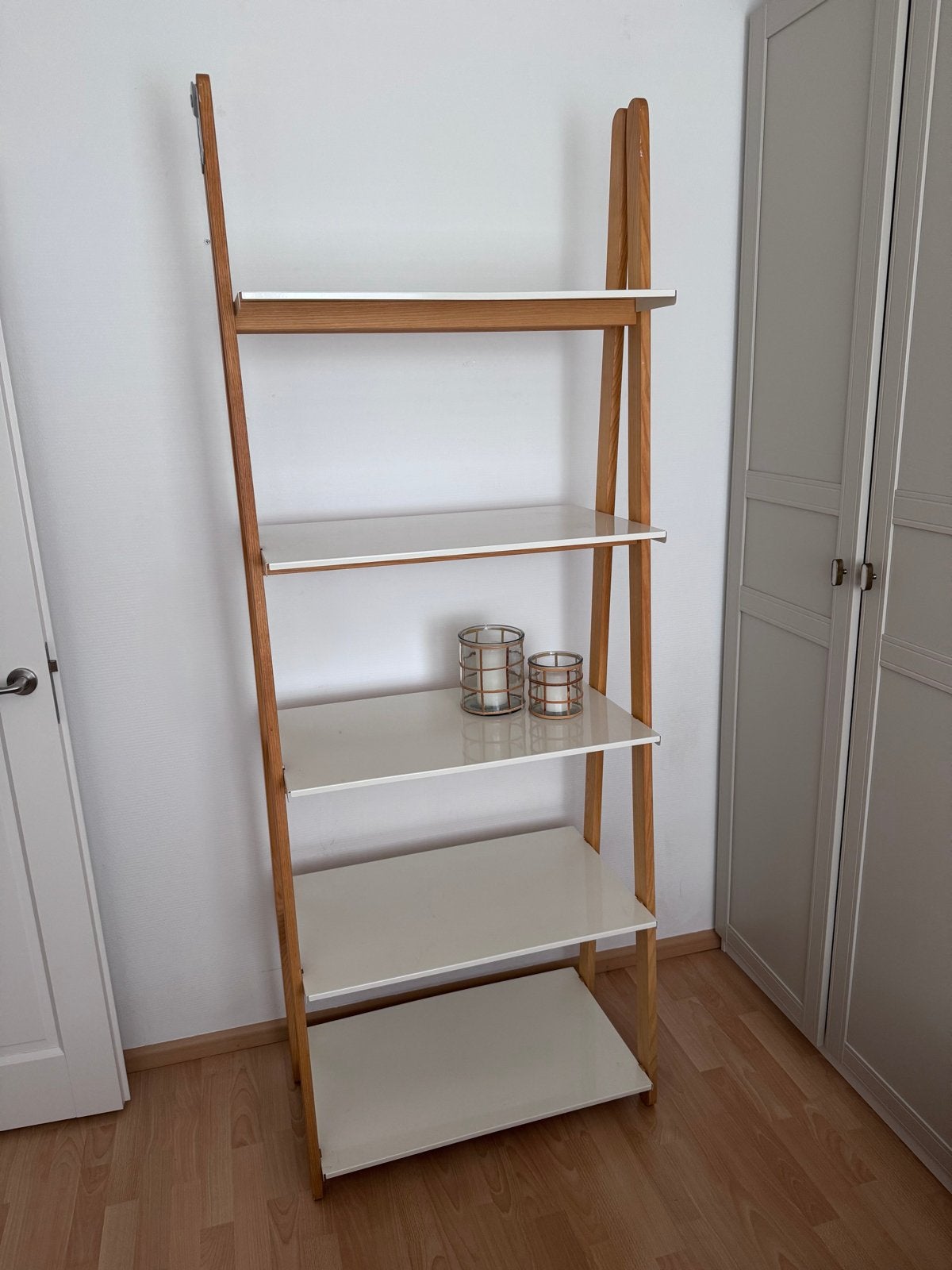 Normann Copenhagen One Step Up Boekenkast/Ladderkast, Huis en Inrichting, Ophalen, Met plank(en), 200 cm of meer, 50 tot 100 cm