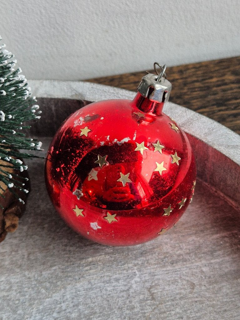 Vintage kerstbal rood met sterretjes 504, *, Gebruikt, *, Ophalen of Verzenden