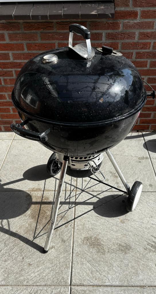 Weber Master-Touch - 57cm rooster, Ophalen, Gebruikt