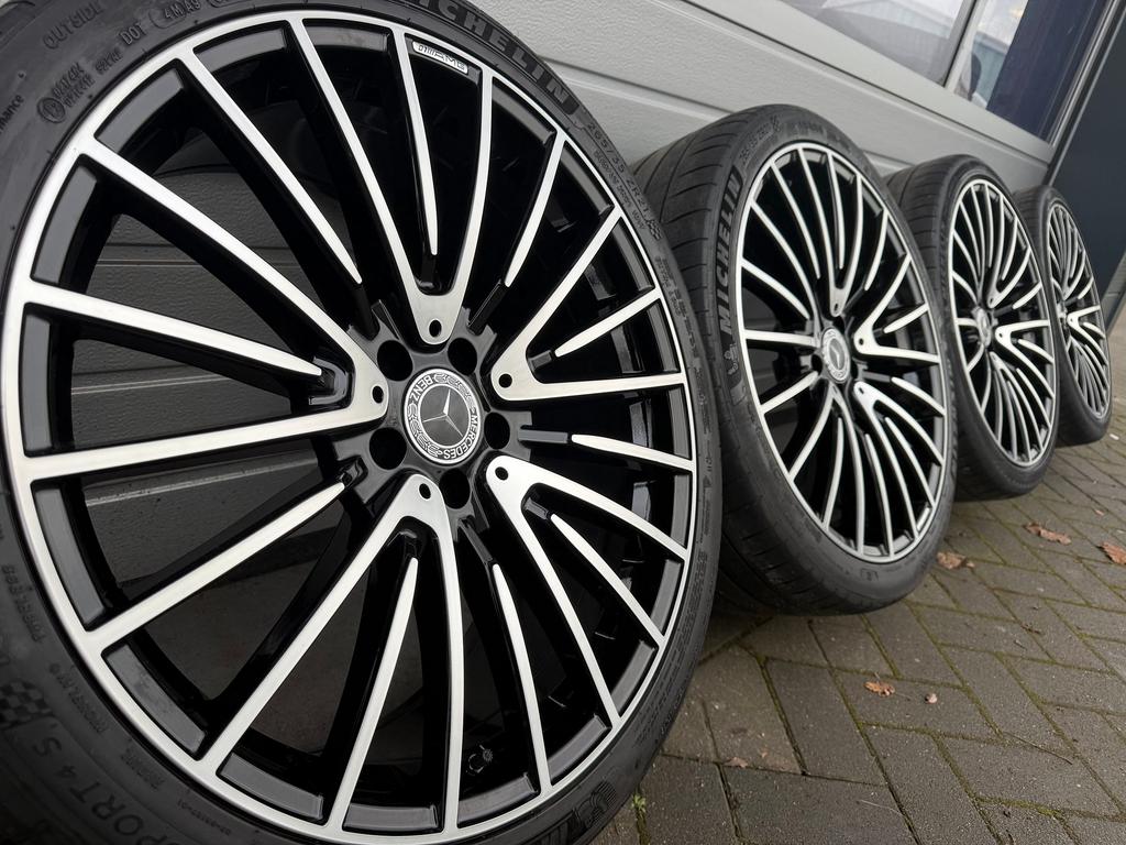 21 Mercedes S klasse AMG W223 W221 W222 E klasse W214 velgen, 245 mm, -, -, Banden en Velgen
