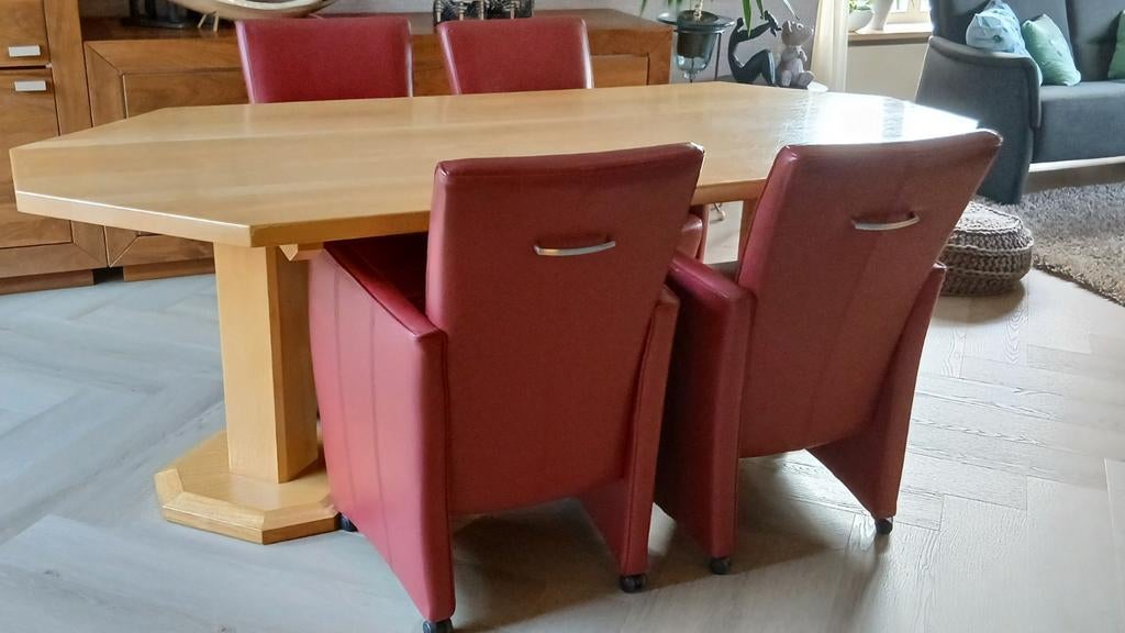 Eethoek met massief houten tafel en 4 stoelen, Huis en Inrichting, Ophalen