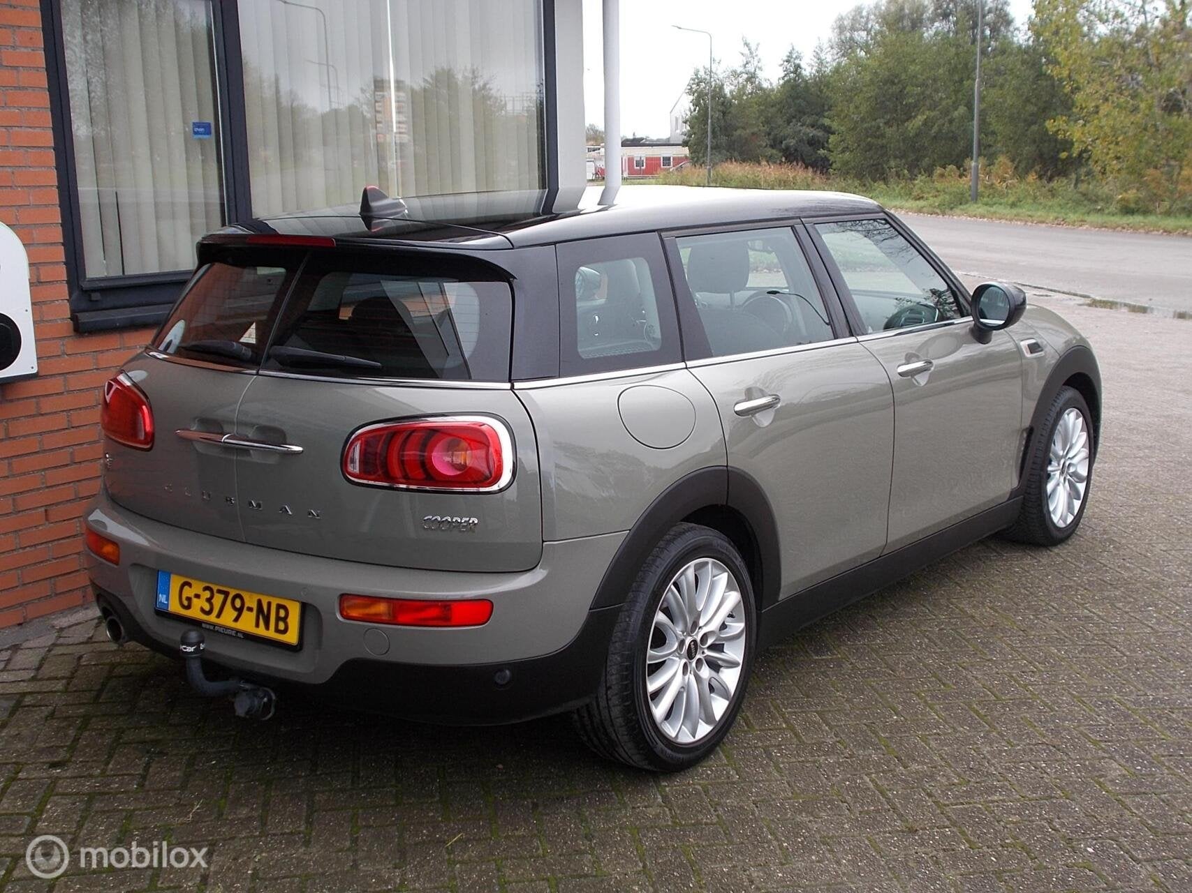Mini Clubman 1.5 Cooper Business Ed Automaat | navi | Tr.hk, Auto's, Mini, Gebruikt, Met garantie (alle), Origineel Nederlands