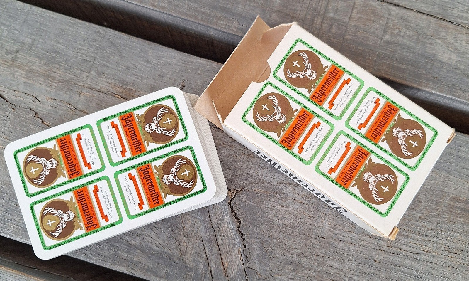 Jägermeister speelkaarten - Vintage kaartspel, Verzamelen, Ophalen, Zo goed als nieuw, Gebruiksvoorwerp
