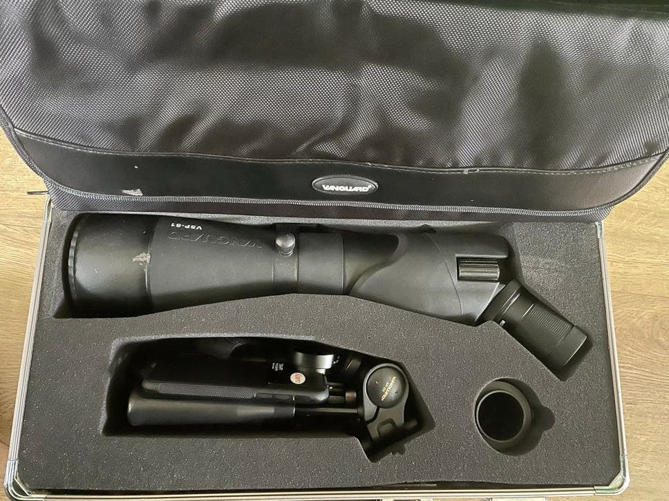 Vanguard VSP-81 Spottingscope met statief en koffer, Audio, Tv en Foto, Optische apparatuur | Telescopen, Met statief, Ophalen of Verzenden