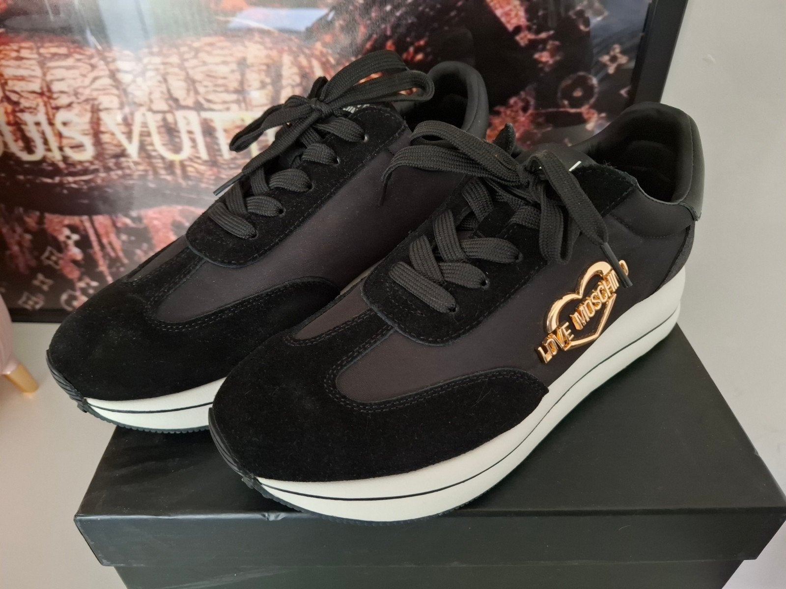 Love Moschino sneakers maat 41 - Zo goed als nieuw, Kleding | Dames, Zwart, Moschino, Ophalen of Verzenden, Sneakers of Gympen