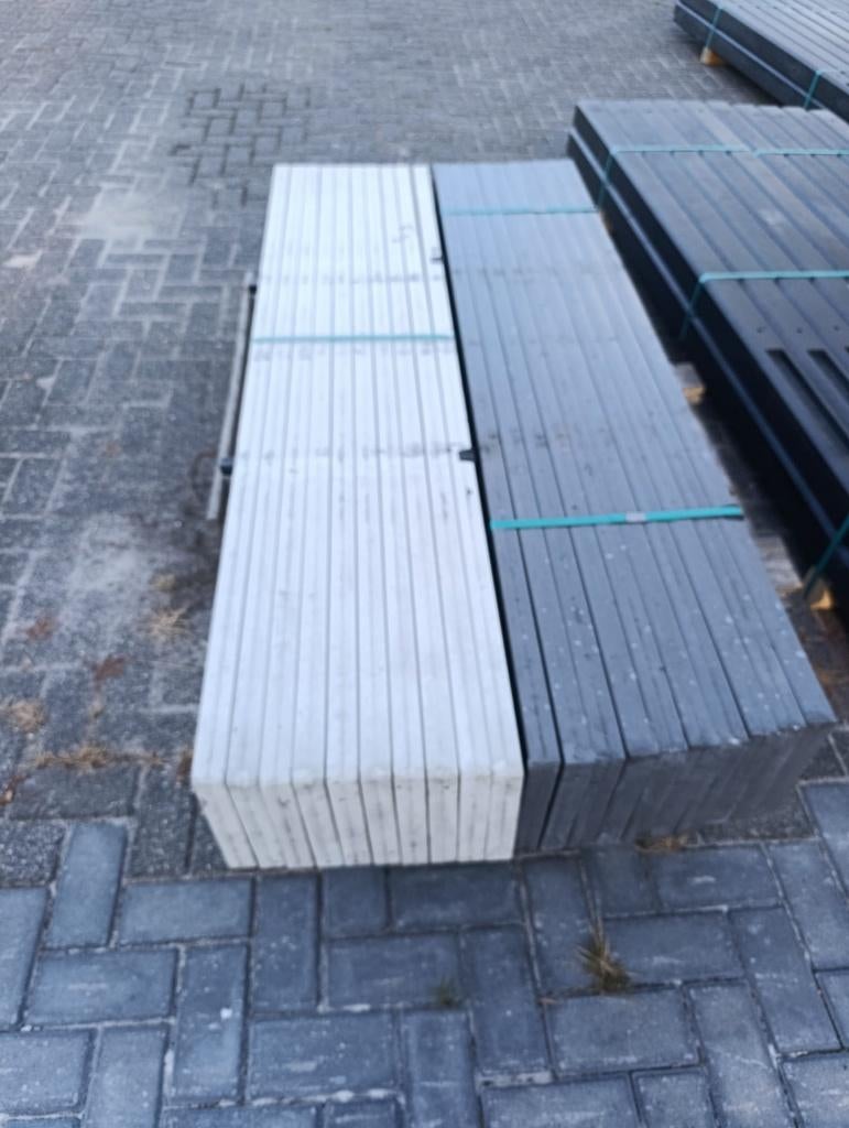 Gecoate betonnen onderplaat 184x26x4cm Lichtgrijs/wit, Ophalen, Overige materialen, Minder dan 3 meter, .