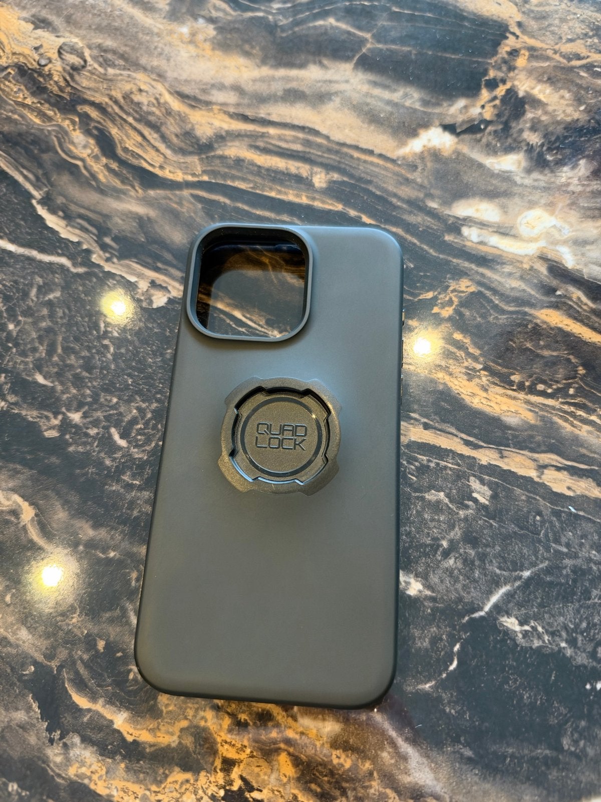 Quad Lock Hoesje voor iPhone 15 Pro Max - Zwart, Kunststof, Zwart, Quad Lock, Hoesje of Tasje