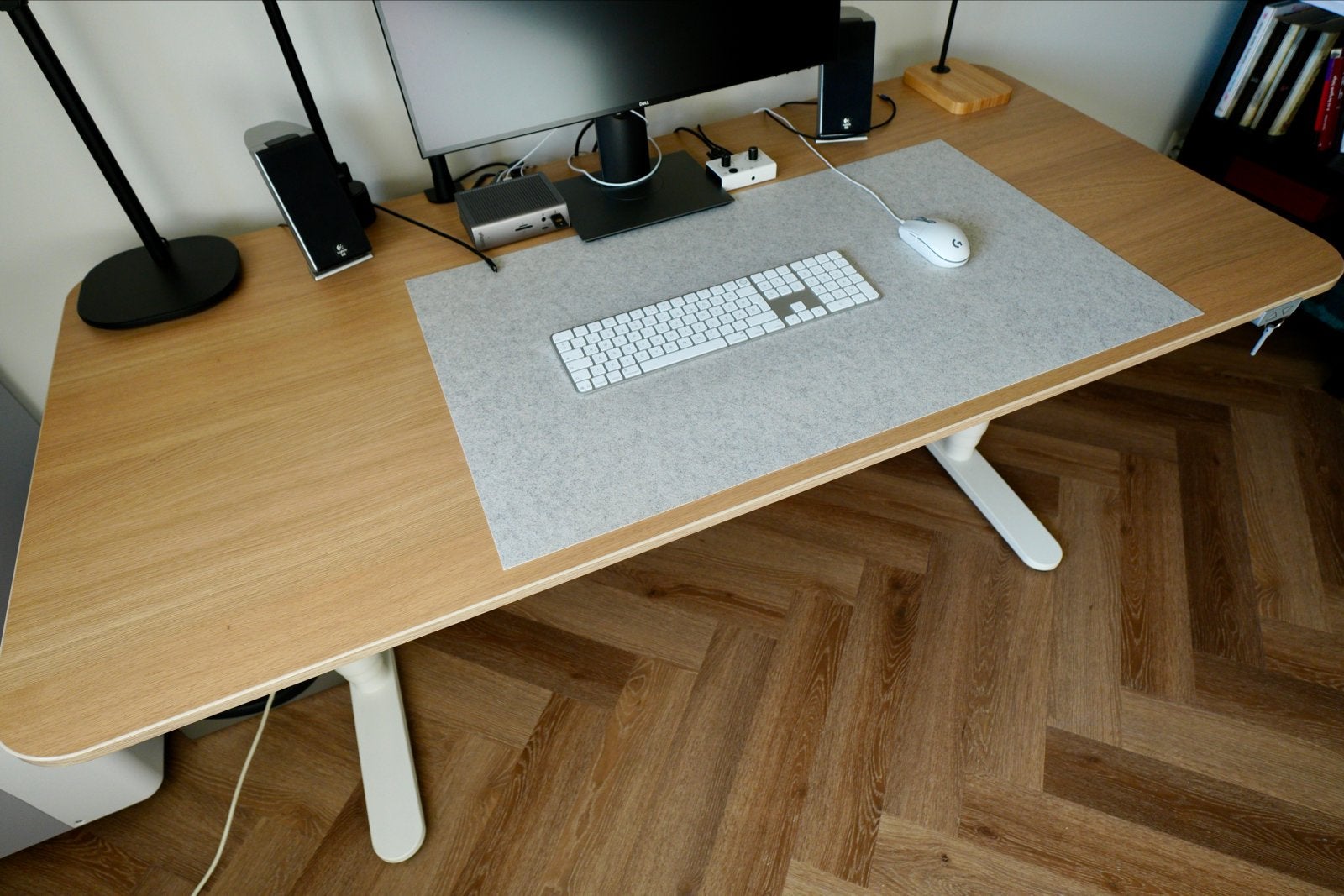 IKEA Bekant electric standing desk 160x80, Ophalen, Zit-sta bureau, 160 cm, Hout