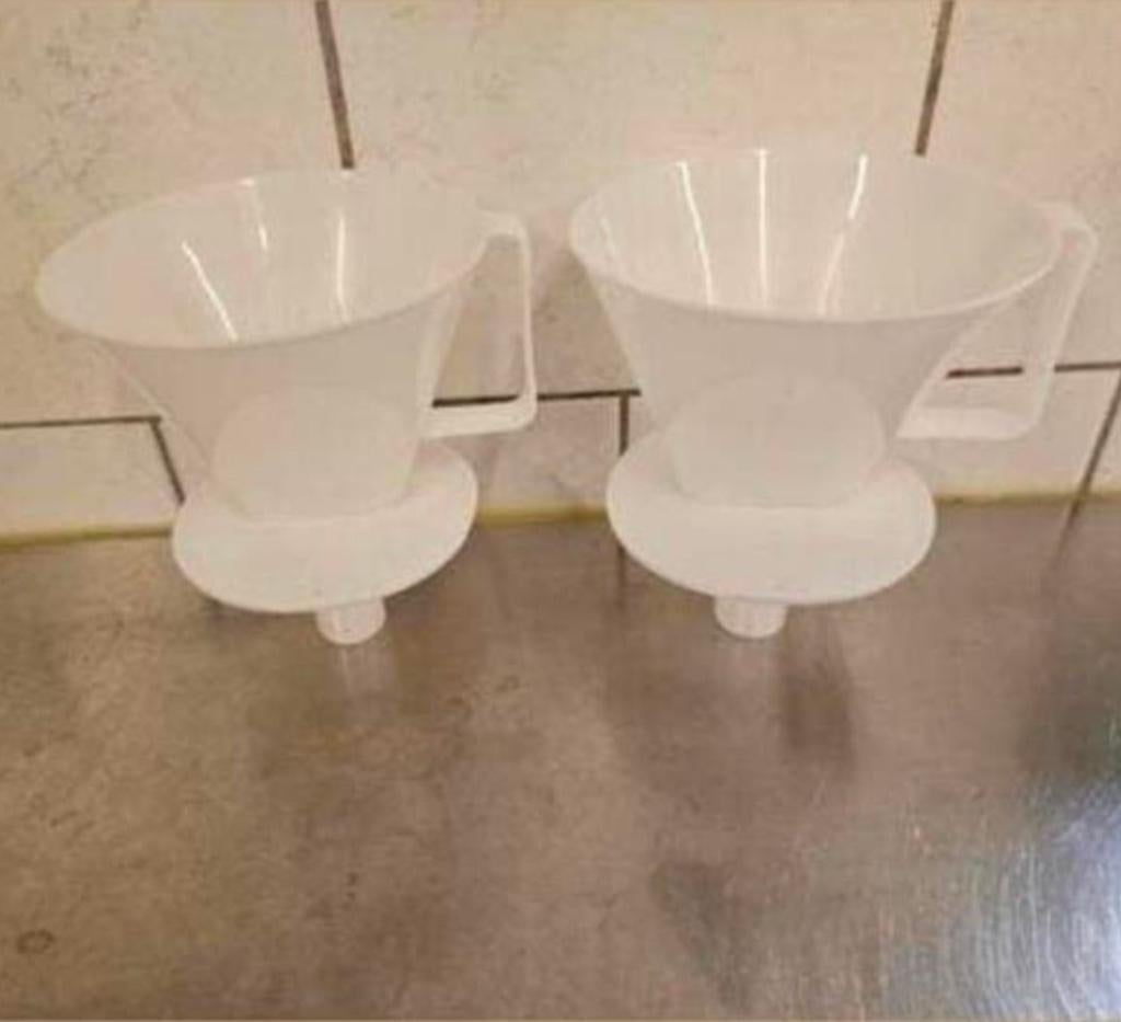 2x Koffiefilterhouder - Handmatig Koffiezetten, Gebruikt, Overige modellen, Gemalen koffie, Ophalen of Verzenden