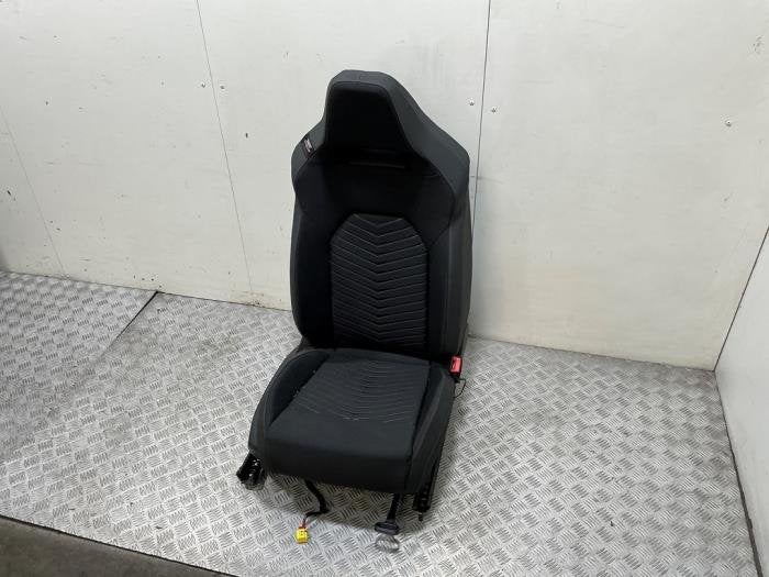 Stoel rechts van een Cupra Born (Born 21-), 12 maanden garantie, Gebruikt, -, -
