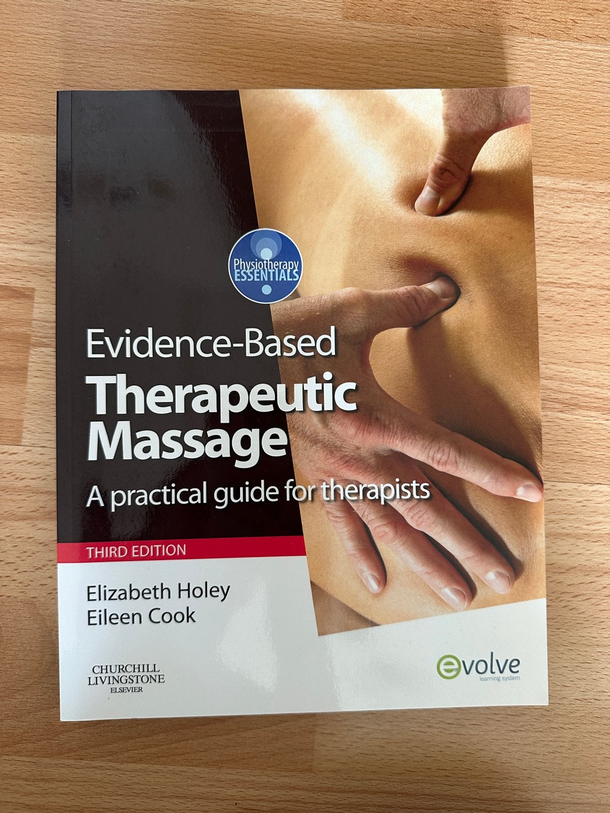 Evidence-Based Therapeutic Massage - 3e editie, Ophalen of Verzenden, Beta, Zo goed als nieuw, HBO