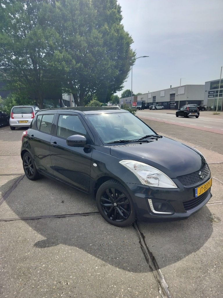 Suzuki Swift 1.2 5D 2016 Zwart, USB, Stof, 4 cilinders, 400 kg
