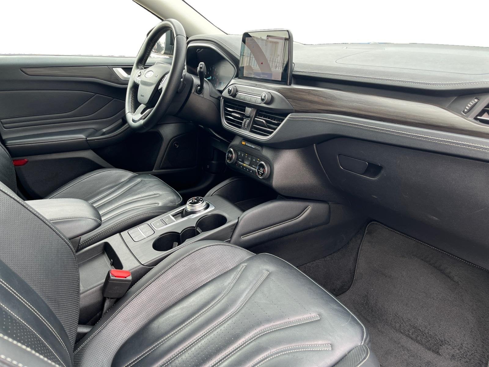 Ford Focus Wagon 1.5 EcoBoost Vignale | Parkeercamera | Adap, Auto's, Ford, 1345 kg, Euro 6, 150 pk, Zwart