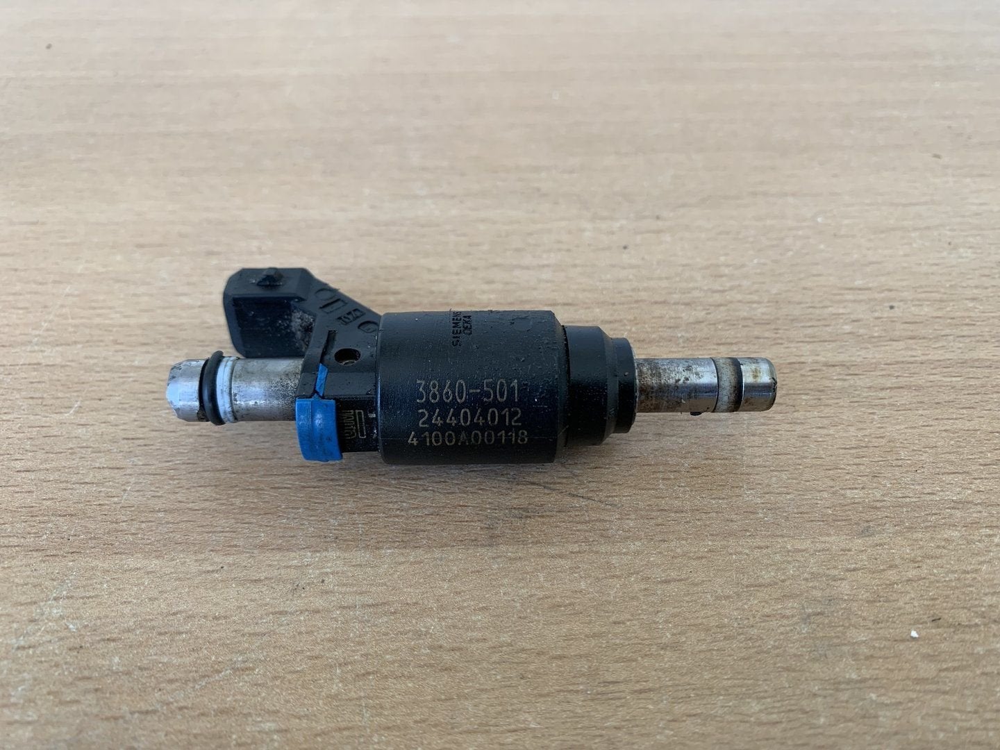 opel 2.2 16V direct benzine injector Z22YH 24404012, Gebruikt, -, -, Opel