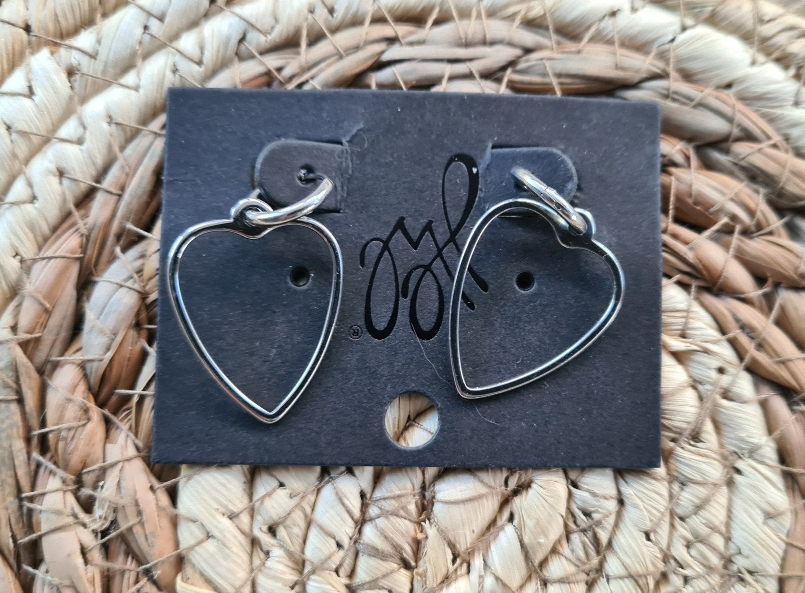 Yehwang Hartjes Oorbellen - Stainless Steel/Nikkelvrij, Overige materialen, Hangers, Nieuw, Ophalen of Verzenden