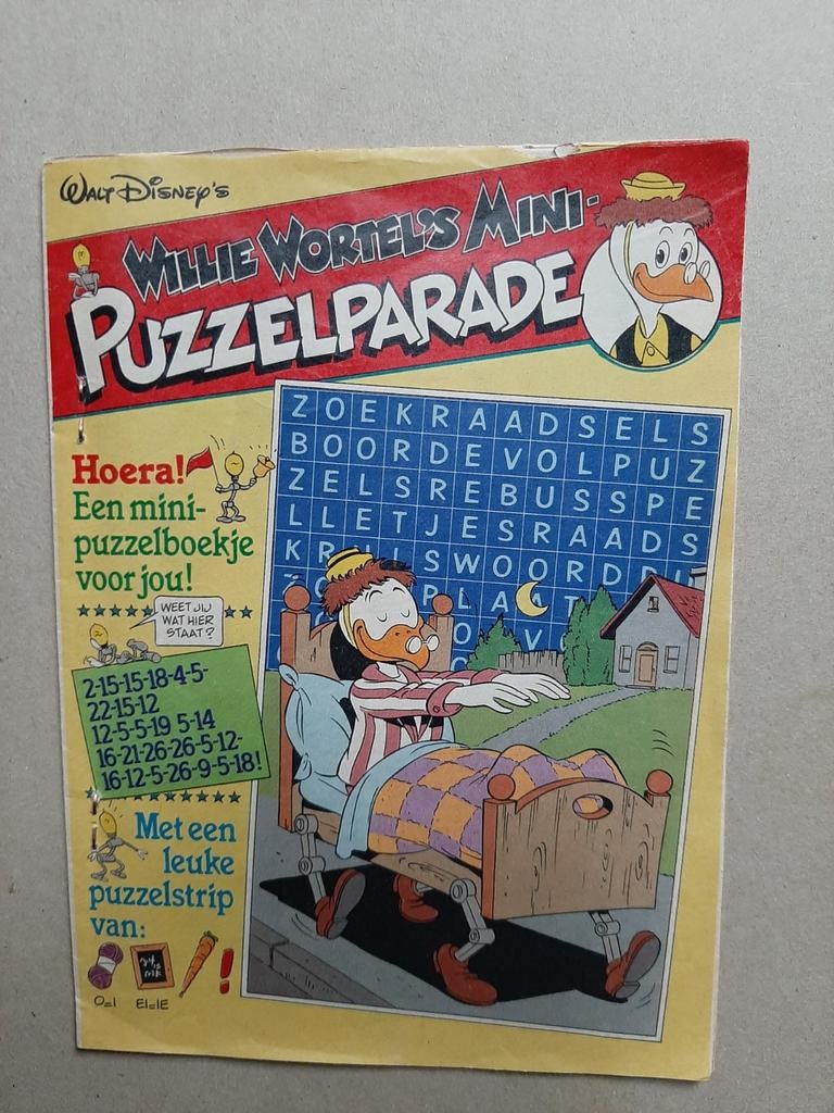Walt Disney's Willie Wortel's Mini Puzzelparade, Boeken, Prentenboeken en Plaatjesalbums, Ophalen of Verzenden, Gelezen, Walt Disney