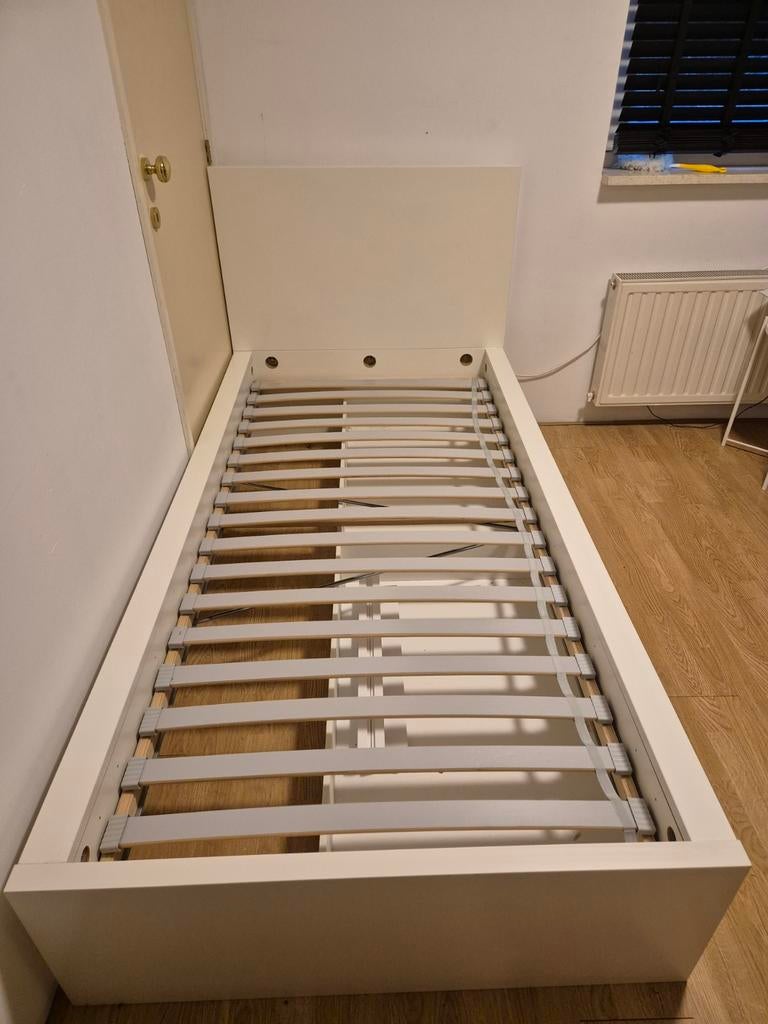 Mooi 1-persoons bed met 2 lades en lattenbodem, 85 tot 100 cm, Gebruikt, Ophalen of Verzenden, Lattenbodem