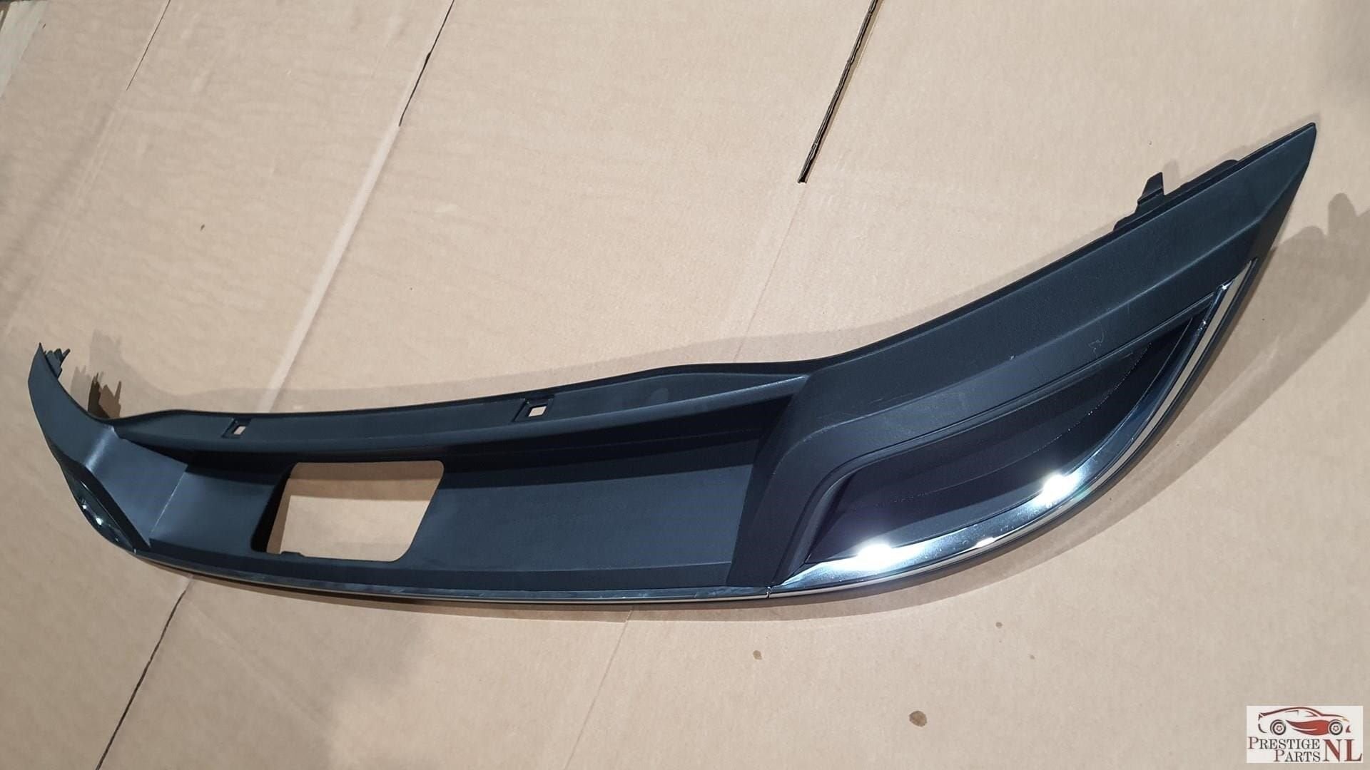 Achterbumper Diffuser VW Golf 7 VII 7.5 Chrome bj.2017-2020, Auto-onderdelen, Gebruikt, -, Volkswagen, -