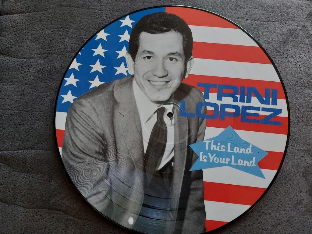 Trini Lopez LP This land Is your land - Picture Disc, Picture disc, Ophalen of Verzenden, Zo goed als nieuw, 12 inch