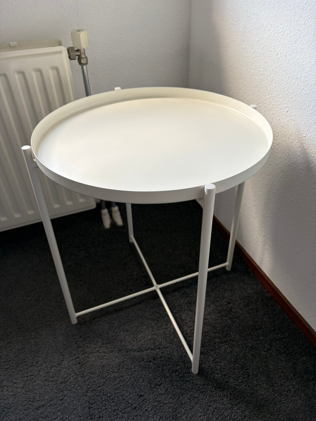 Bijzettafel ikea, Huis en Inrichting, Tafels | Bijzettafels, Minder dan 55 cm, Rond, Zo goed als nieuw, Ophalen