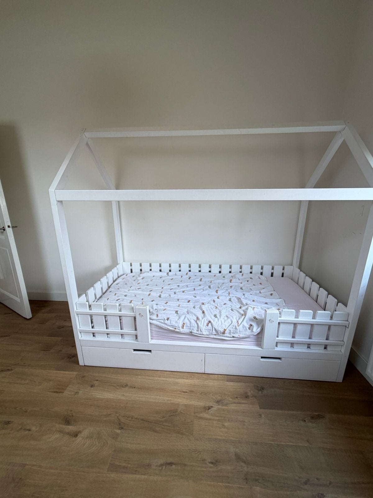 Huisjes bed Little Dreamers, Ophalen, 85 tot 100 cm, Gebruikt, Matras
