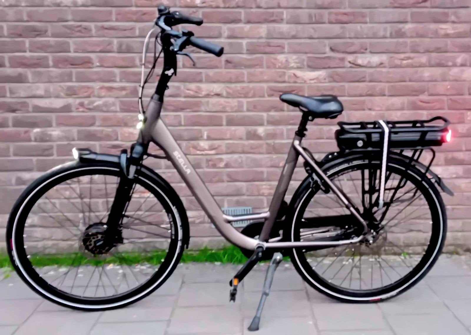 Stella livorno FDST elektrische fiets - (zgan), Fietsen en Brommers, Overige merken, Ophalen of Verzenden, Zo goed als nieuw, 51 tot 55 cm