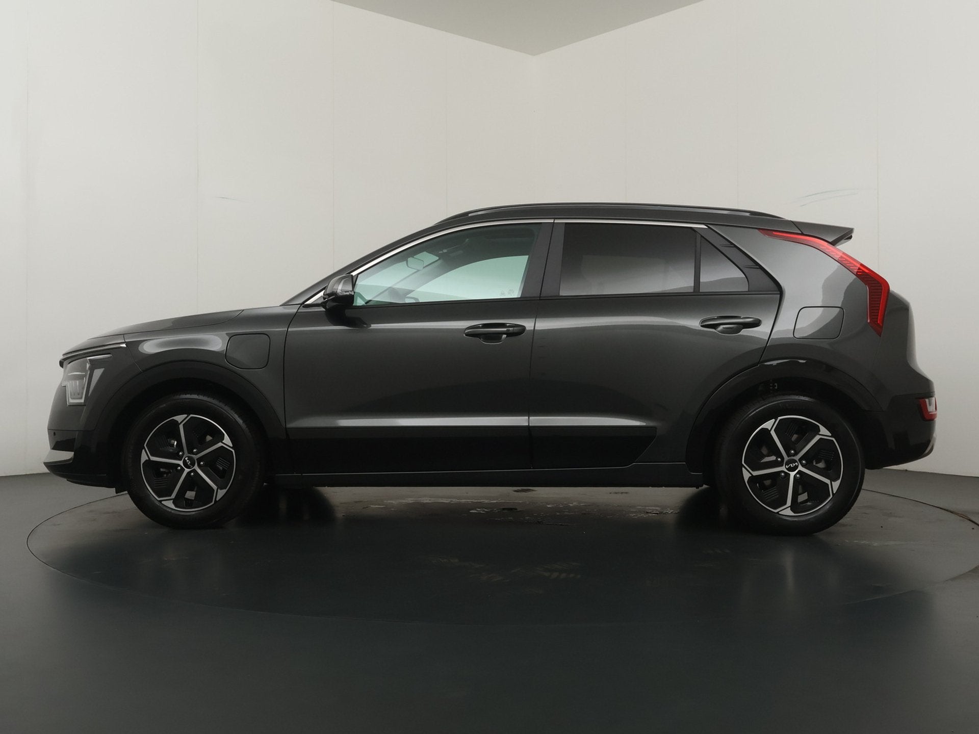 Kia Niro 1.6 GDi PHEV DynamicPlusLine - Adaptive Cruise - St, Auto's, Dealer onderhouden, Gebruikt, Met garantie (alle), 171 pk