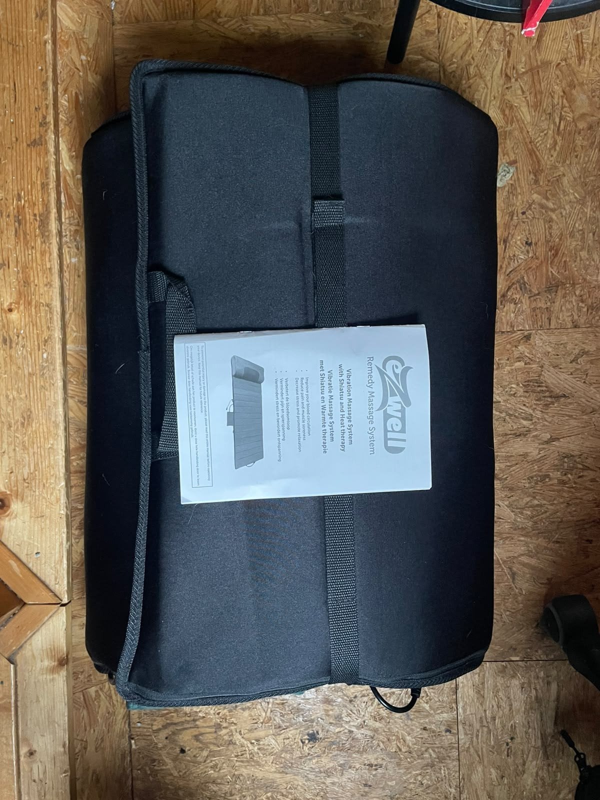 Ezwell Remedy Massage System - Vibratie en Warmte therapie, Ophalen, Zo goed als nieuw, Apparaat