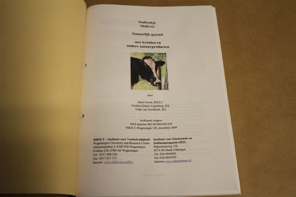 Melkvee Gezond met Kruiden & Natuurproducten., Boeken, Ophalen of Verzenden, Zo goed als nieuw, Kruiden en Alternatief