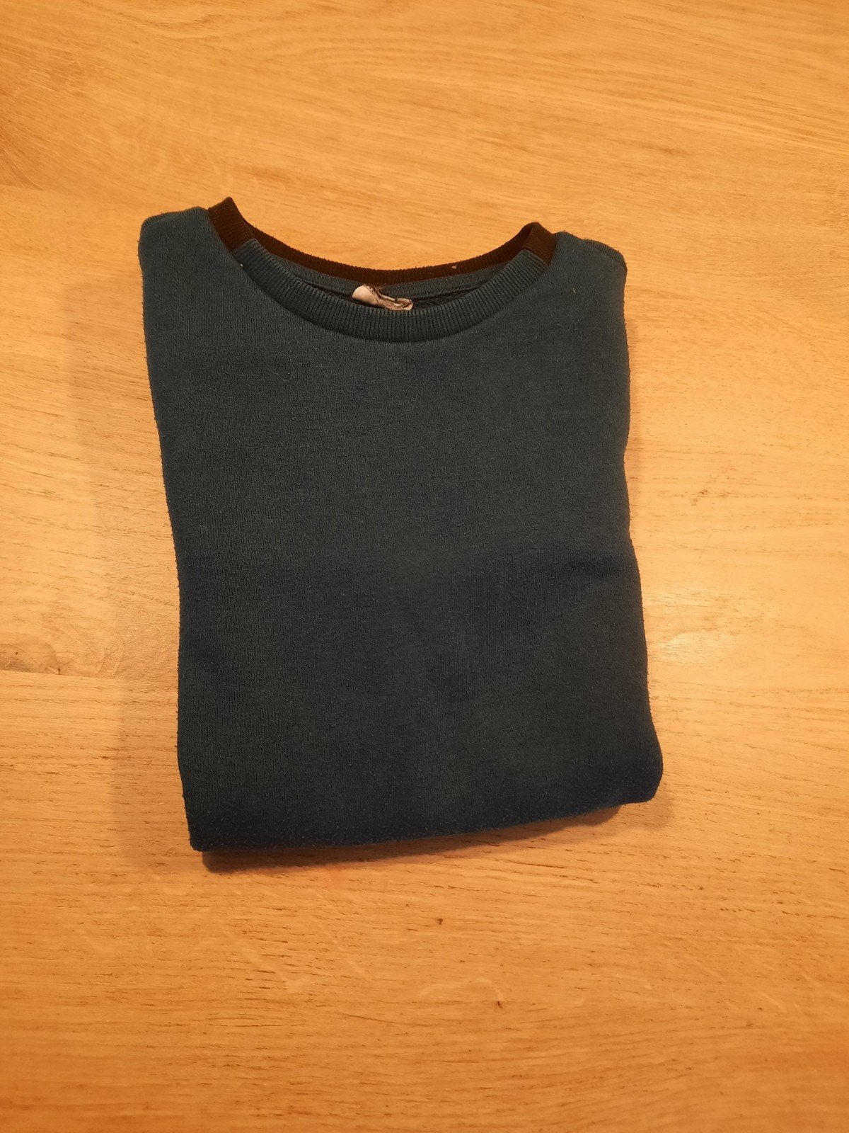 Te koop jongens trui. Maat 140., Kinderen en Baby's, Ophalen of Verzenden, Zo goed als nieuw, Jongen, Trui of Vest