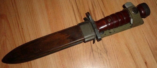 Bajonet M4 Nederland eerste model met klinknagels hele mooie, Verzamelen, Militaria | Algemeen, Verzenden, Landmacht, Nederland