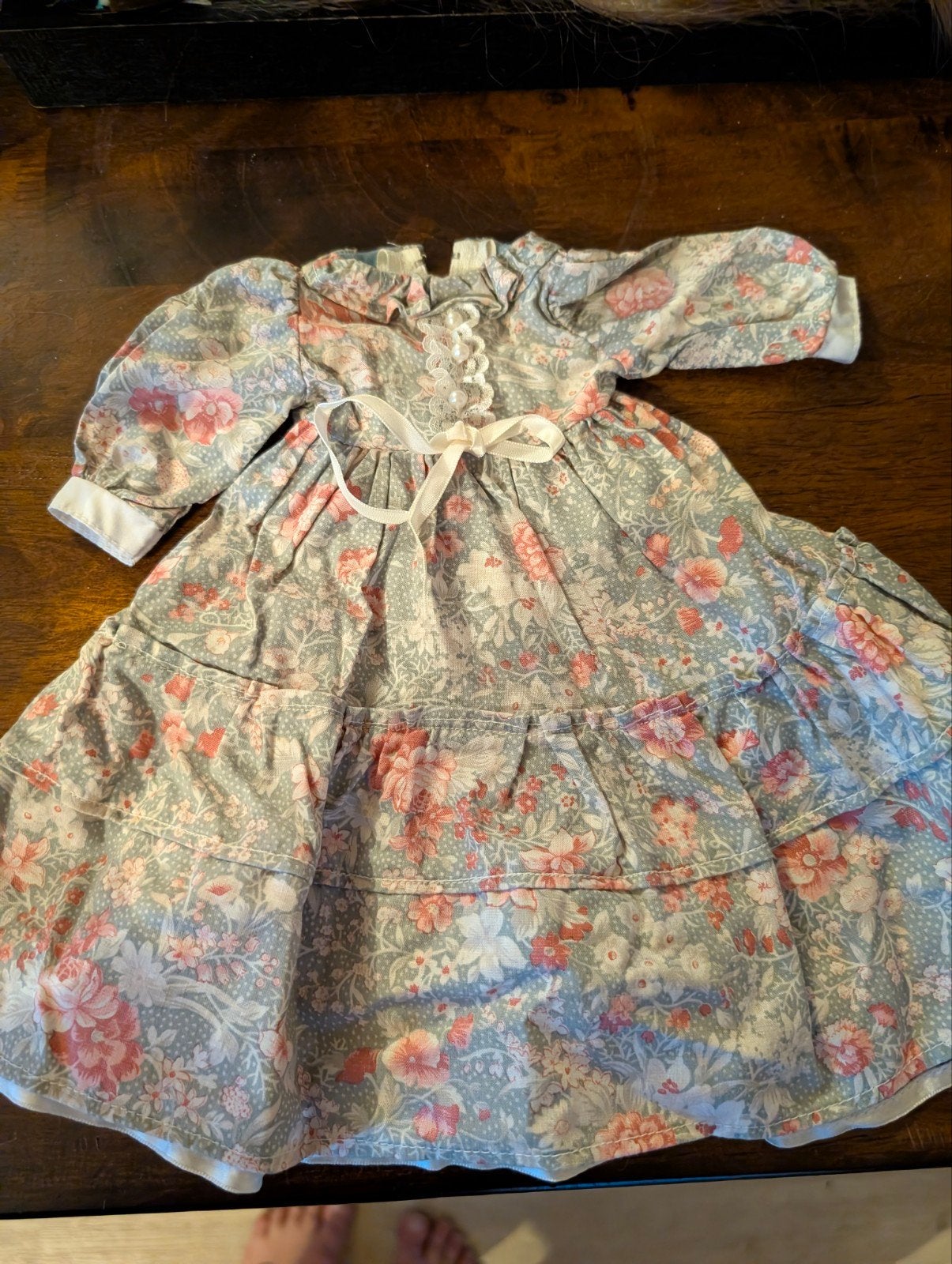 Poppenjurkje bloemenprint met kant en rits 27 cm, Onbekend, Ophalen of Verzenden, Onbekend, Onbekend