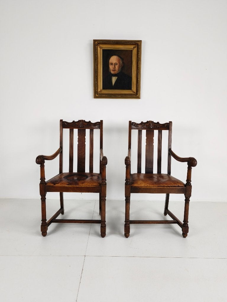 Set van 2 Eikenhouten Armstoelen – F. Parker & Son,, Ophalen of Verzenden