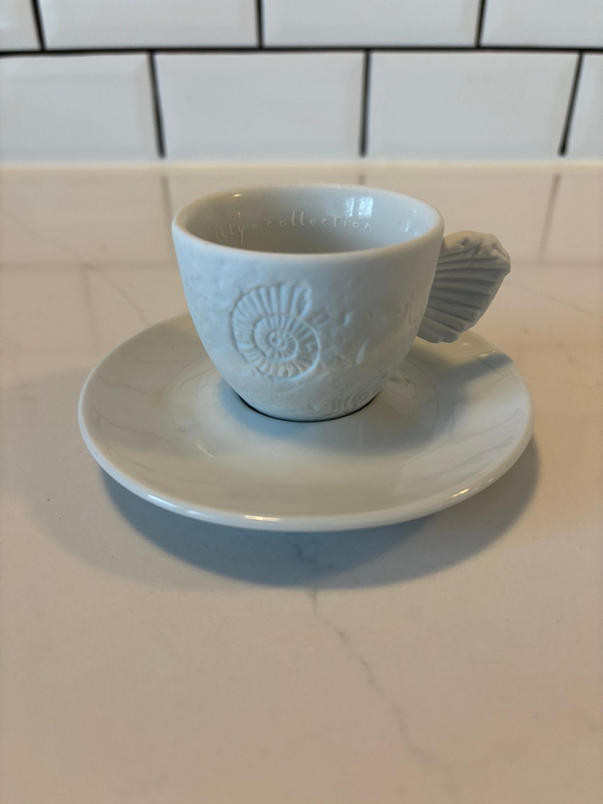 Espresso Illy collection 1997, Ophalen