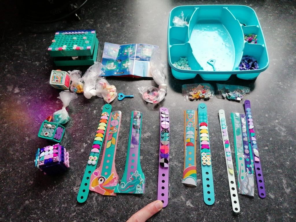 Lego dots grote set: tashangers, secret box, armbanden, Kinderen en Baby's, Speelgoed | Duplo en Lego, Overige thema's, Lego, Ophalen of Verzenden