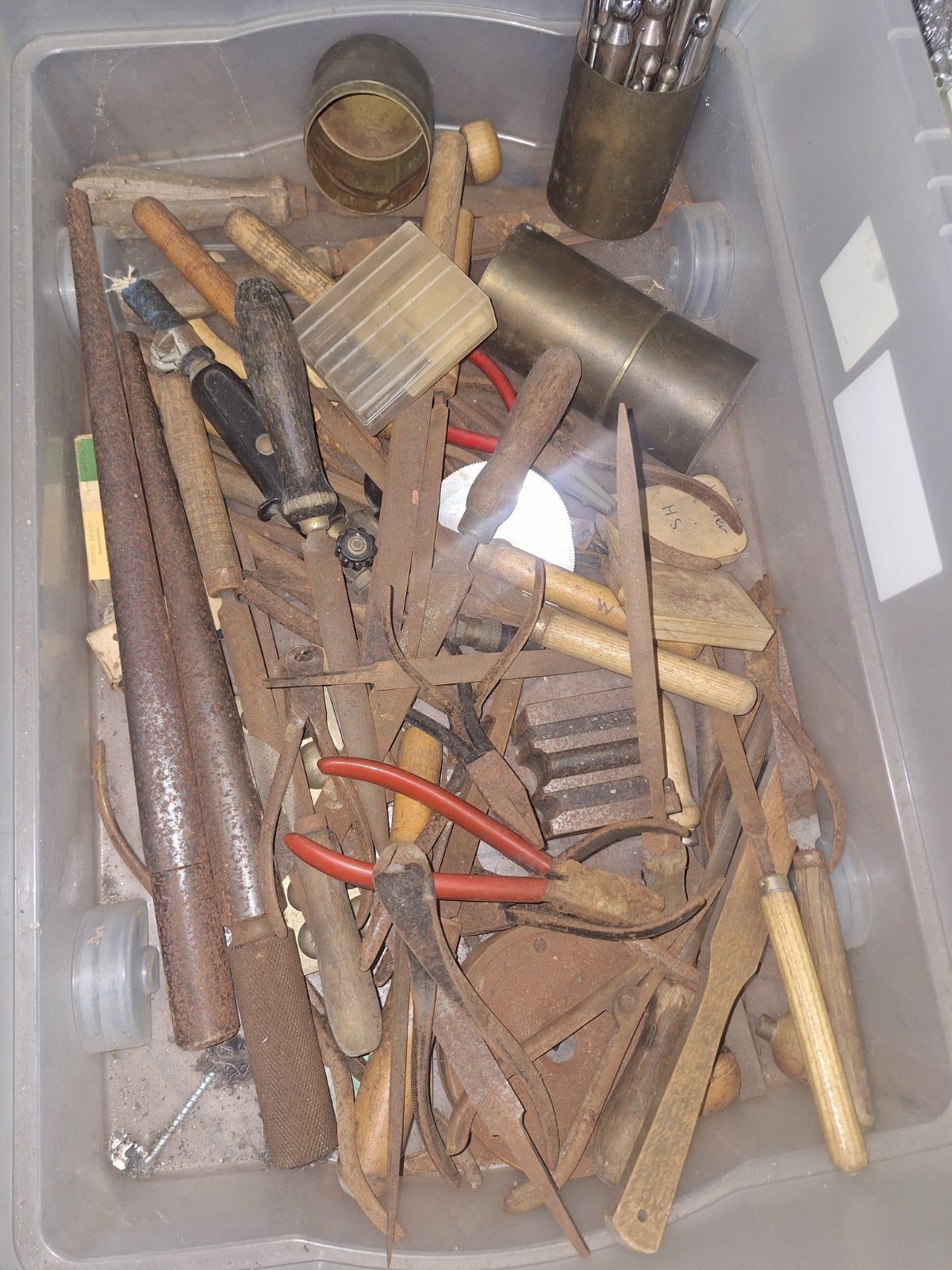 Goudsmid gereedschap, Ophalen