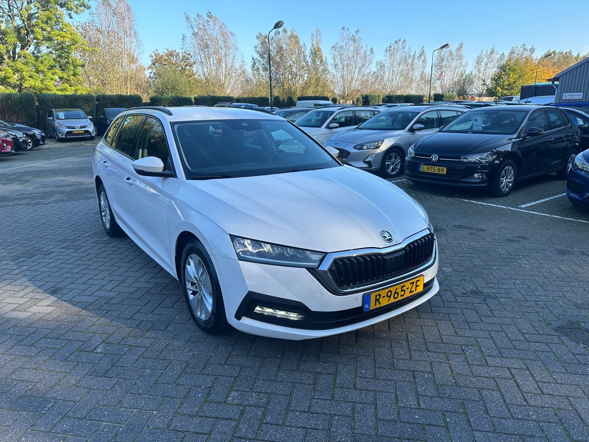 Skoda Octavia Combi 1.0 TSI Business Edition , navigatie , p, Auto's, Voorwielaandrijving, Dealer onderhouden, Euro 6, Wit