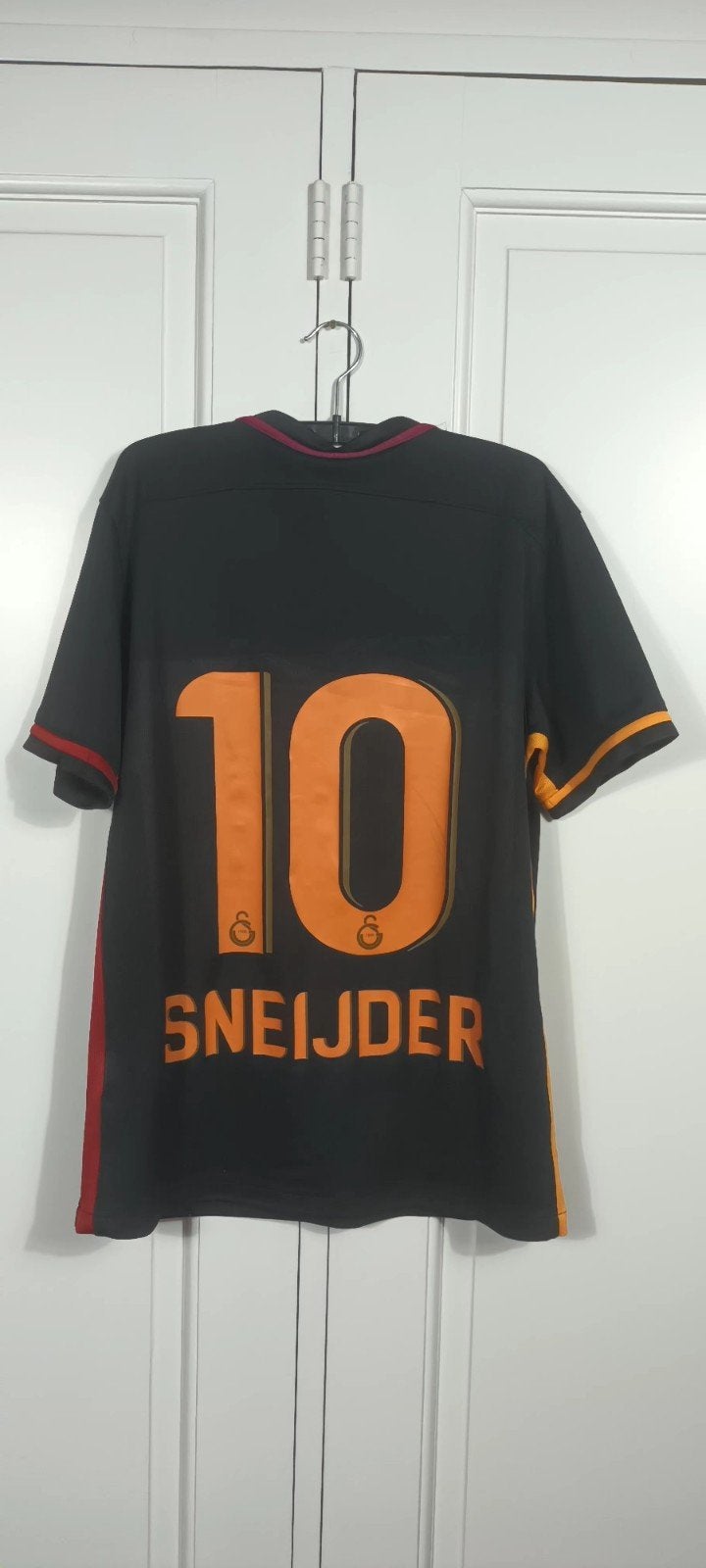origineel Galatasaray Sneijder uit shirt - 2015/16, Sport en Fitness, Maat M, Ophalen of Verzenden, Nieuw, Shirt