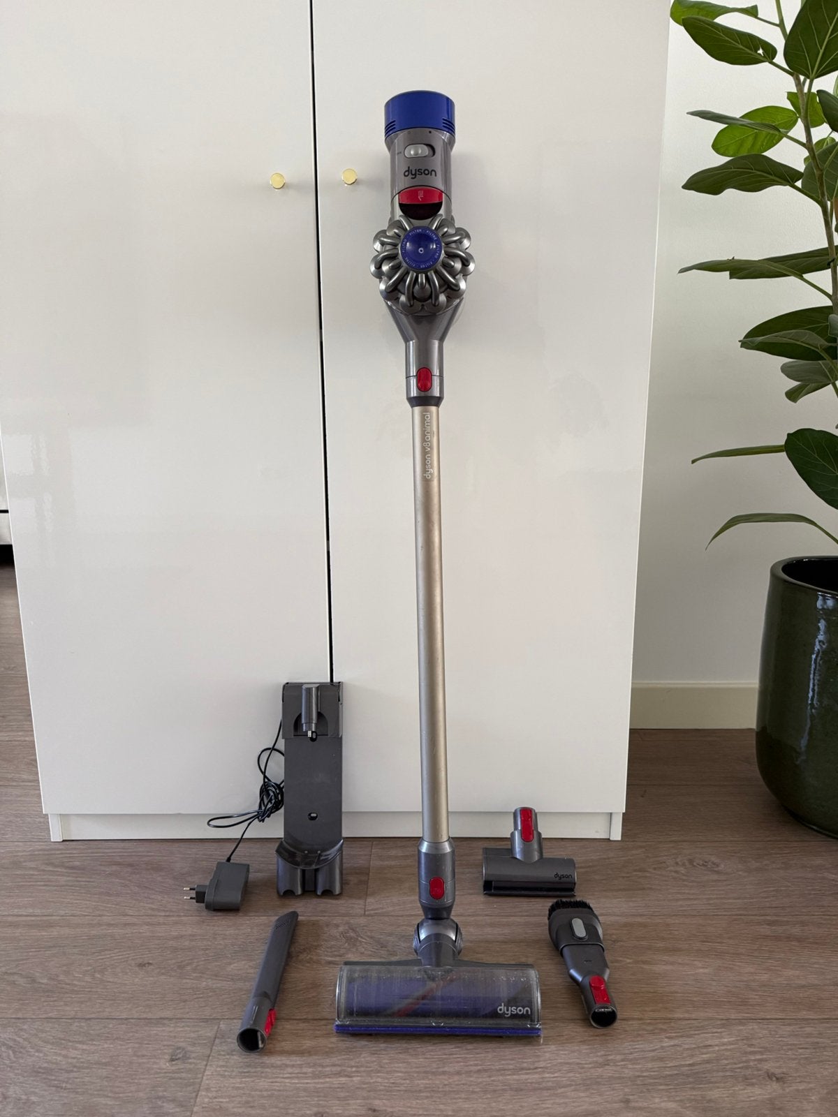 Dyson V8 Animal -Krachtige Draadloze Stofzuiger, Nieuwe, Gebruikt, Regelbare zuigkracht, Dyson, Minder dan 1200 watt