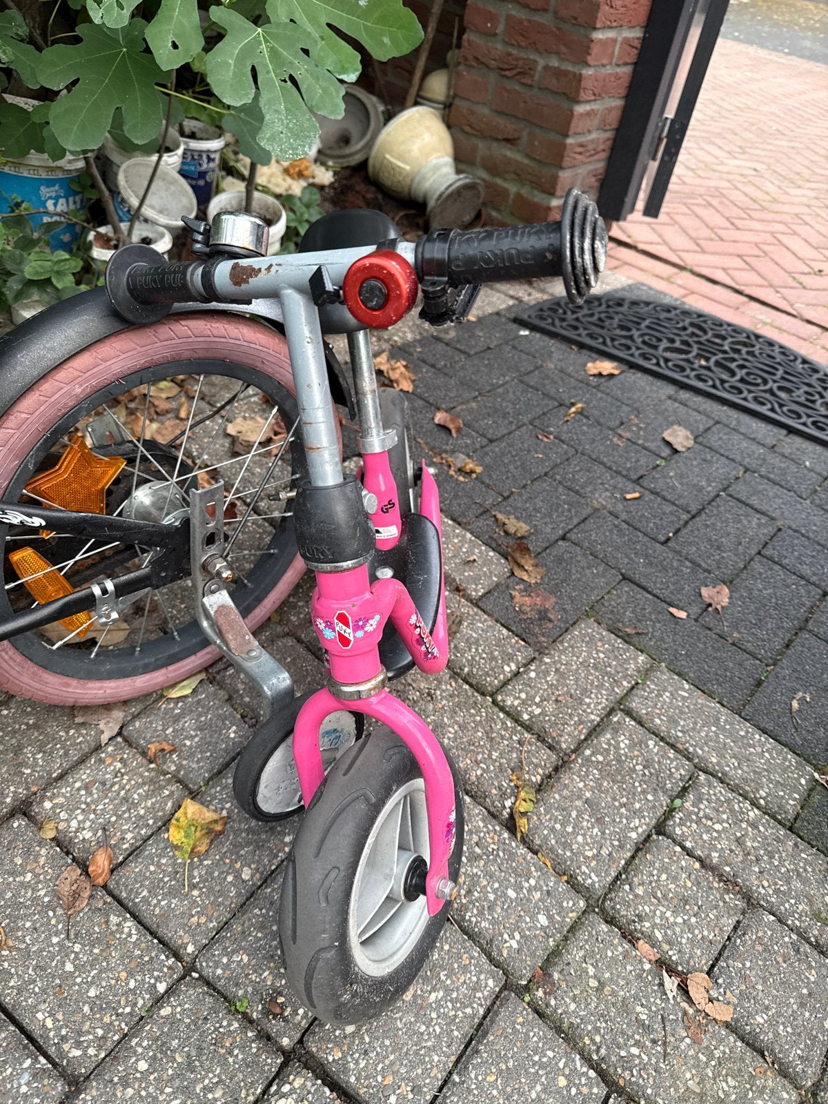 Roze Puky loopfiets, Ophalen, Gebruikt, Minder dan 16 inch, Zijwieltjes