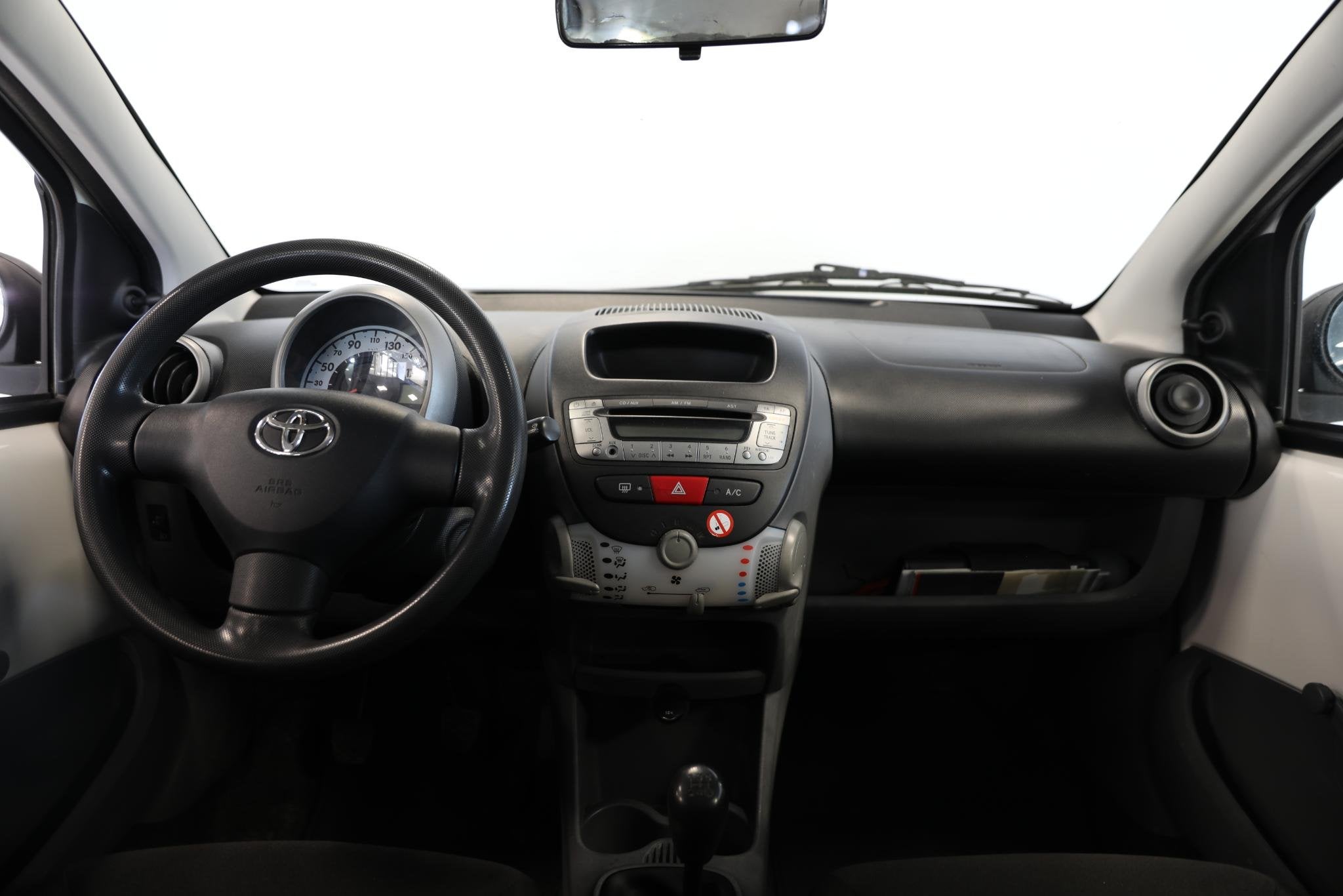 Toyota Aygo 1.0-12V Cool | Airco, Auto's, Toyota, Voorwielaandrijving, Euro 5, Stof, Gebruikt
