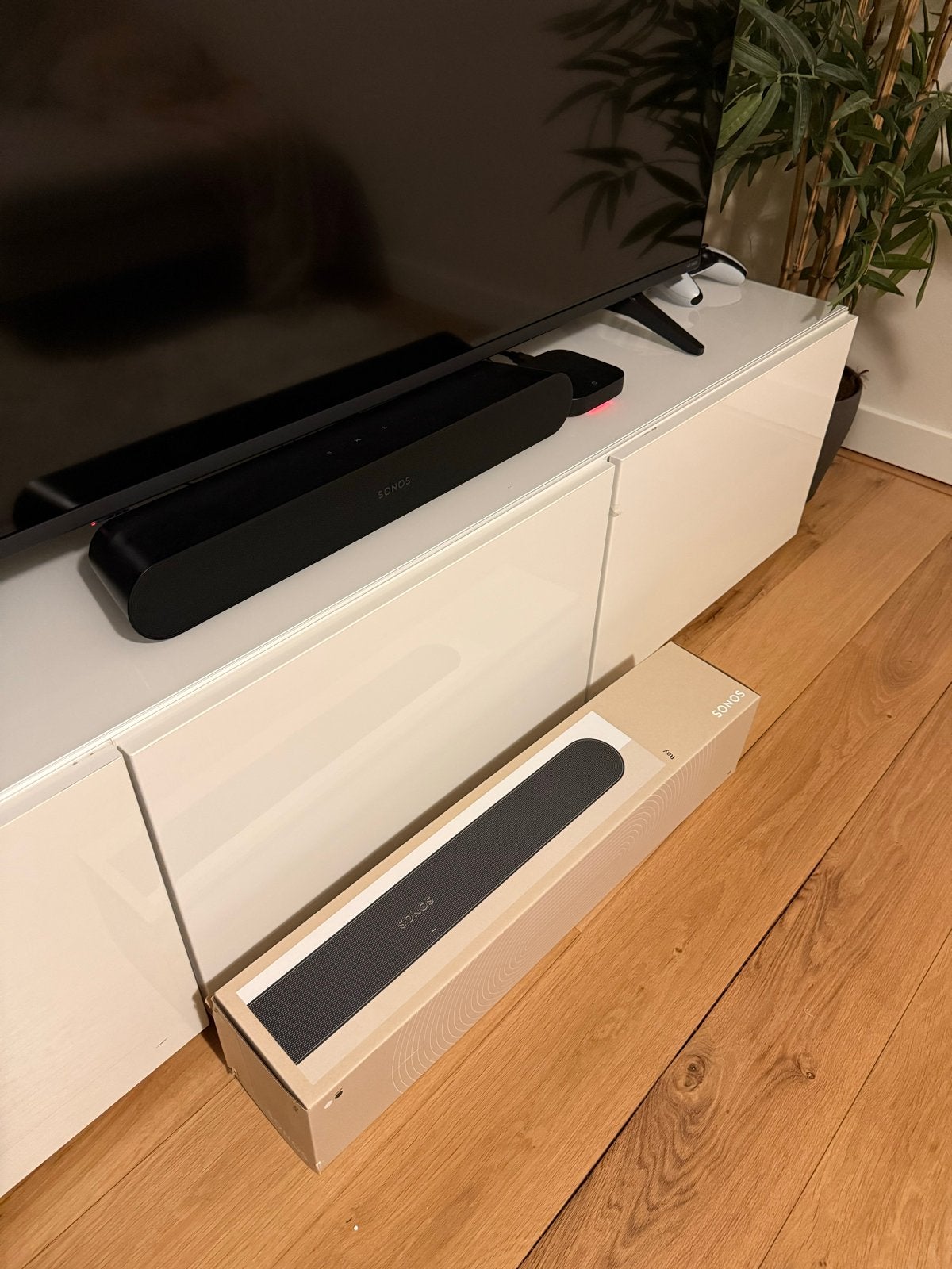 Foto 4 van Sonos Ray Soundbar - Zo goed als nieuw