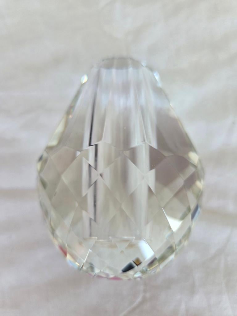 Vaasje kristal 10 cm hoog, Ophalen of Verzenden, Zo goed als nieuw, Huisaccessoire
