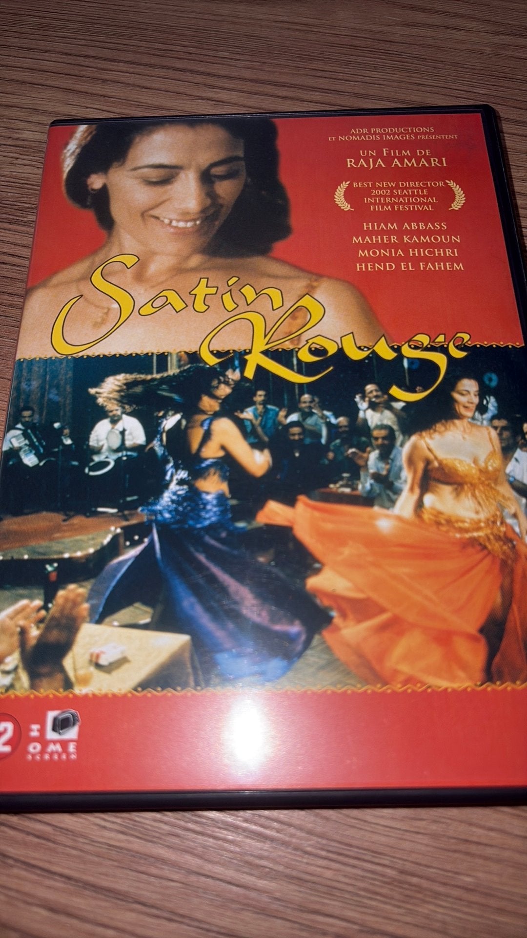Satin Rouge van Raja Amari uit 2002 met Hiam Abbass., Vanaf 16 jaar, Ophalen of Verzenden, Zo goed als nieuw, Overige gebieden
