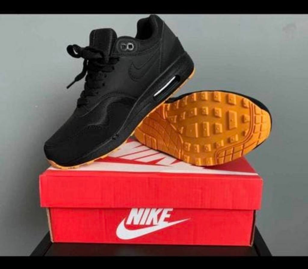 Nike Air NIEUW, Ophalen of Verzenden, Nieuw, Zwart, Sneakers of Gympen