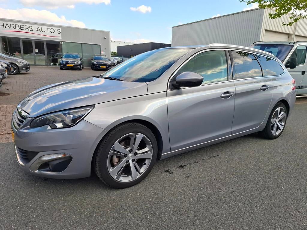 Peugeot 308 SW 1.2 e-THP Première PANO/CLIMA/CRUISE/NAVI!, Voorwielaandrijving, Gebruikt, 1199 cc, 1165 kg